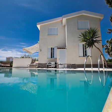 Merab Center Villas Αγία Νάπα Εξωτερικό φωτογραφία