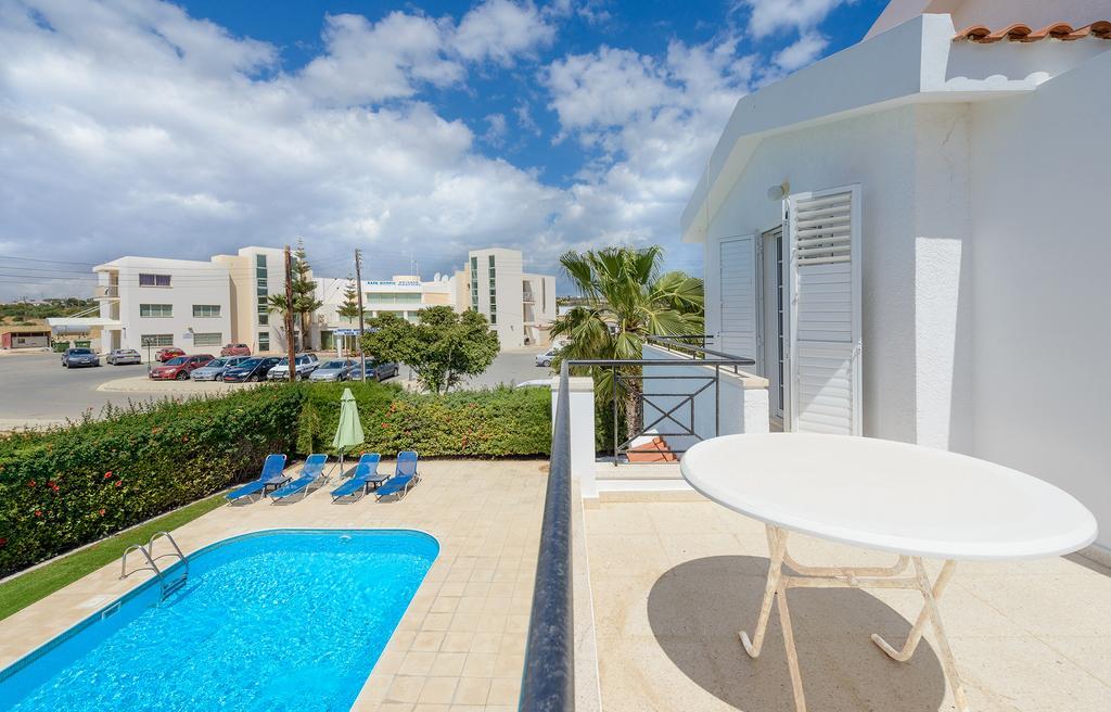 Merab Center Villas Αγία Νάπα Δωμάτιο φωτογραφία