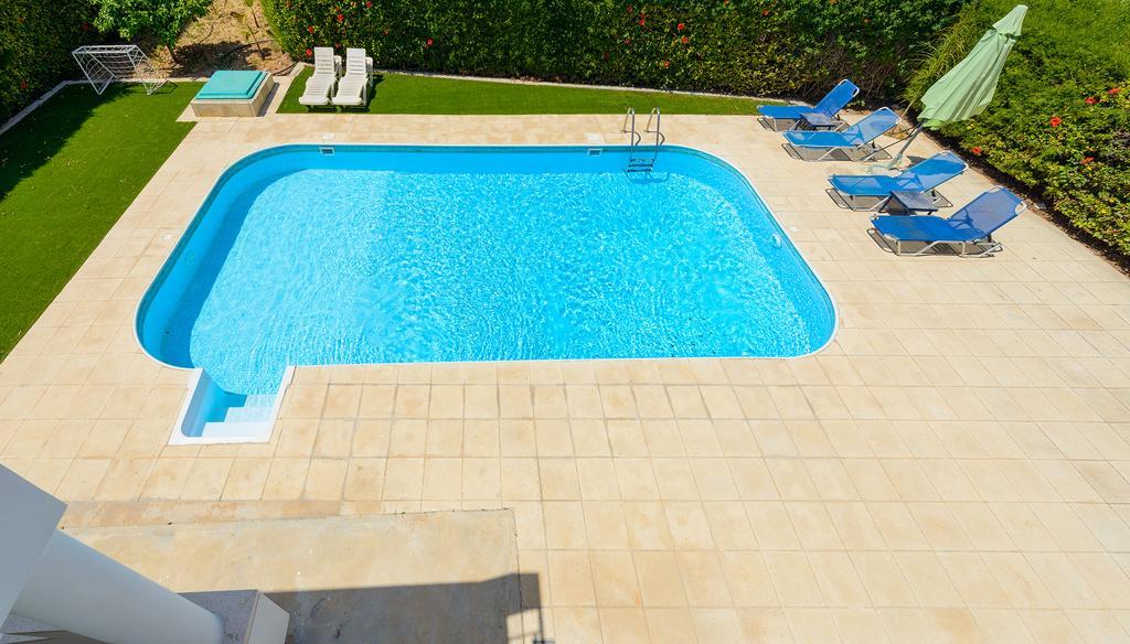 Merab Center Villas Αγία Νάπα Δωμάτιο φωτογραφία