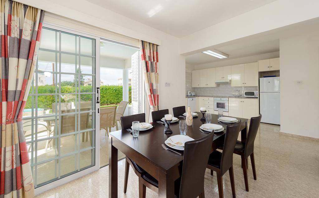 Merab Center Villas Αγία Νάπα Εξωτερικό φωτογραφία