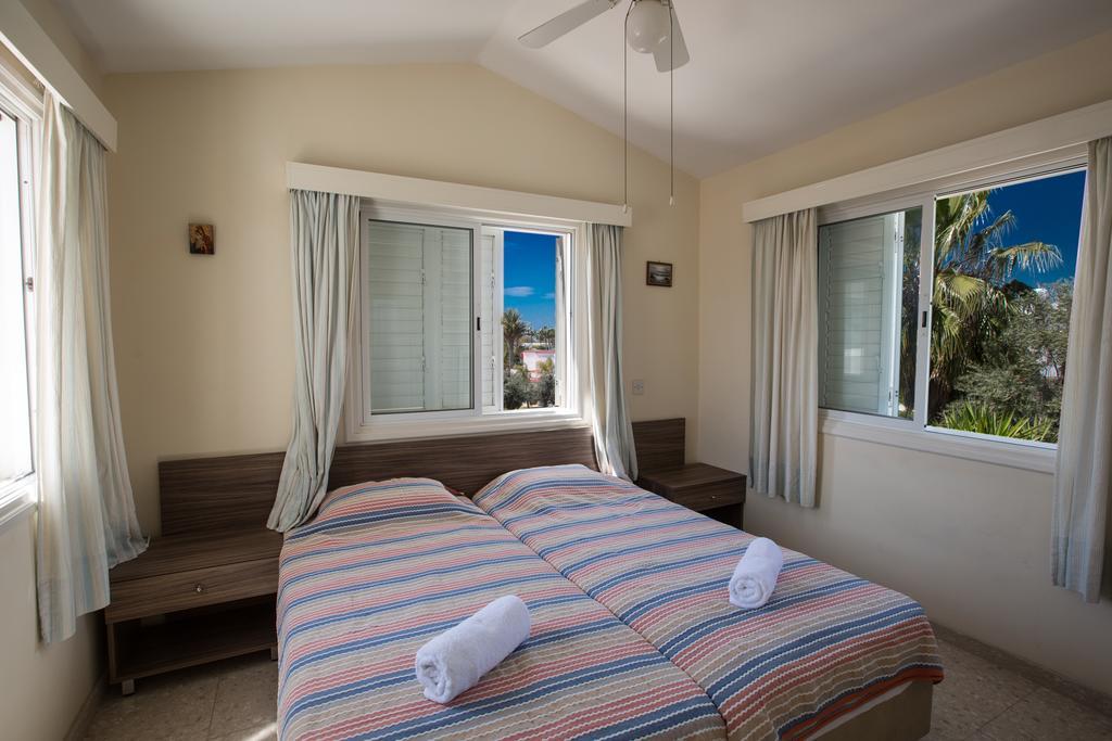 Merab Center Villas Αγία Νάπα Εξωτερικό φωτογραφία